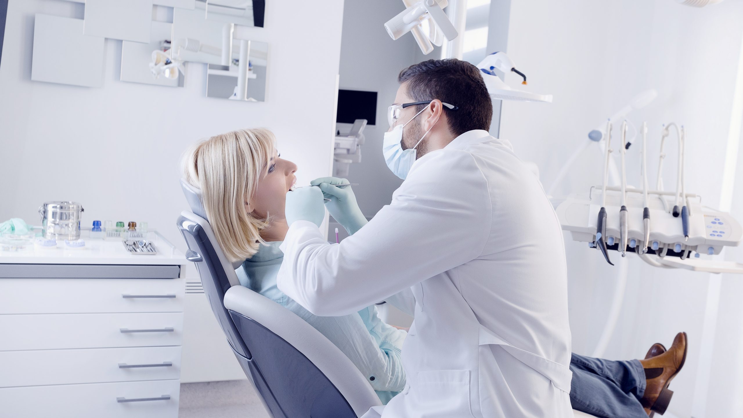 Dentist in Hazel Park, MI